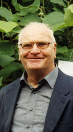  Pfarrer I.R. Manfred Glückher Churerstasse 56 9450 Altstätten SG Schweiz.